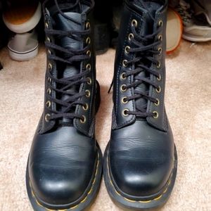 1460 Doc Martens